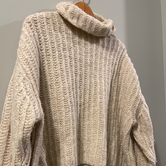 Free People Cream Sweater - Picture 5 of 6